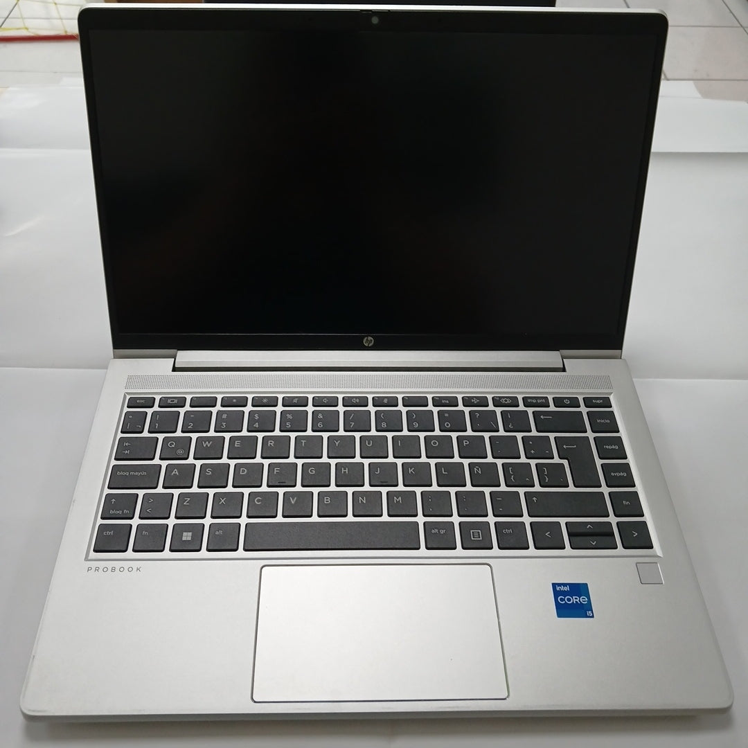 LAPTOP HP PROBOOK 440 G9 (2024) 512 GB SSD 16 GB RAM (SEMINUEVO)
