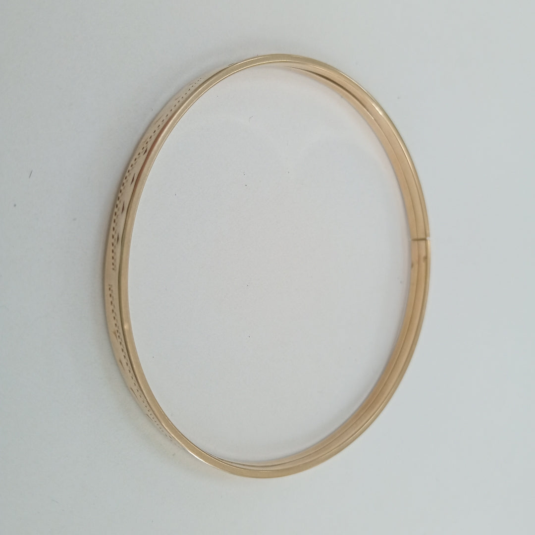 PULSERA RIGIDA ORO 10 K 5.9 GRMS (SEMINUEVO)