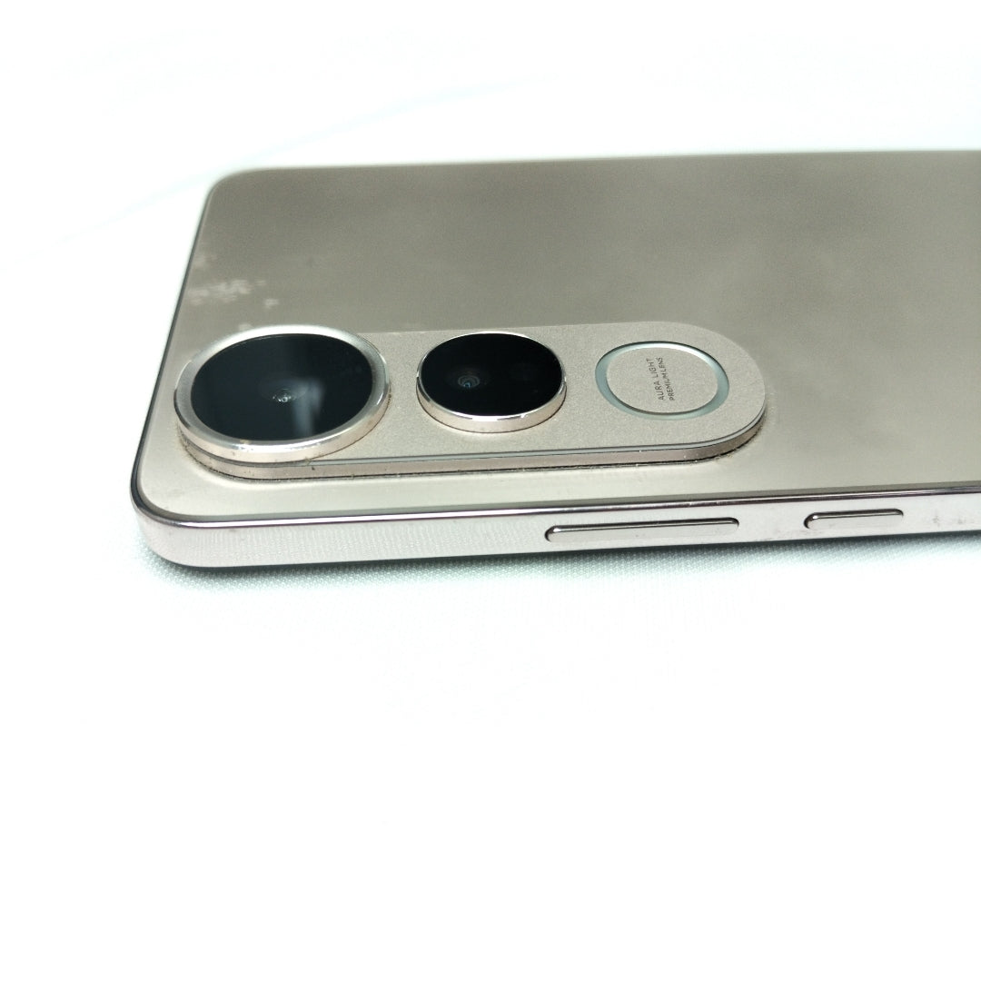 CELULAR VIVO V50 LITE 5G V2440 (2025) 256 GB 12 GB RAM (SEMINUEVO)