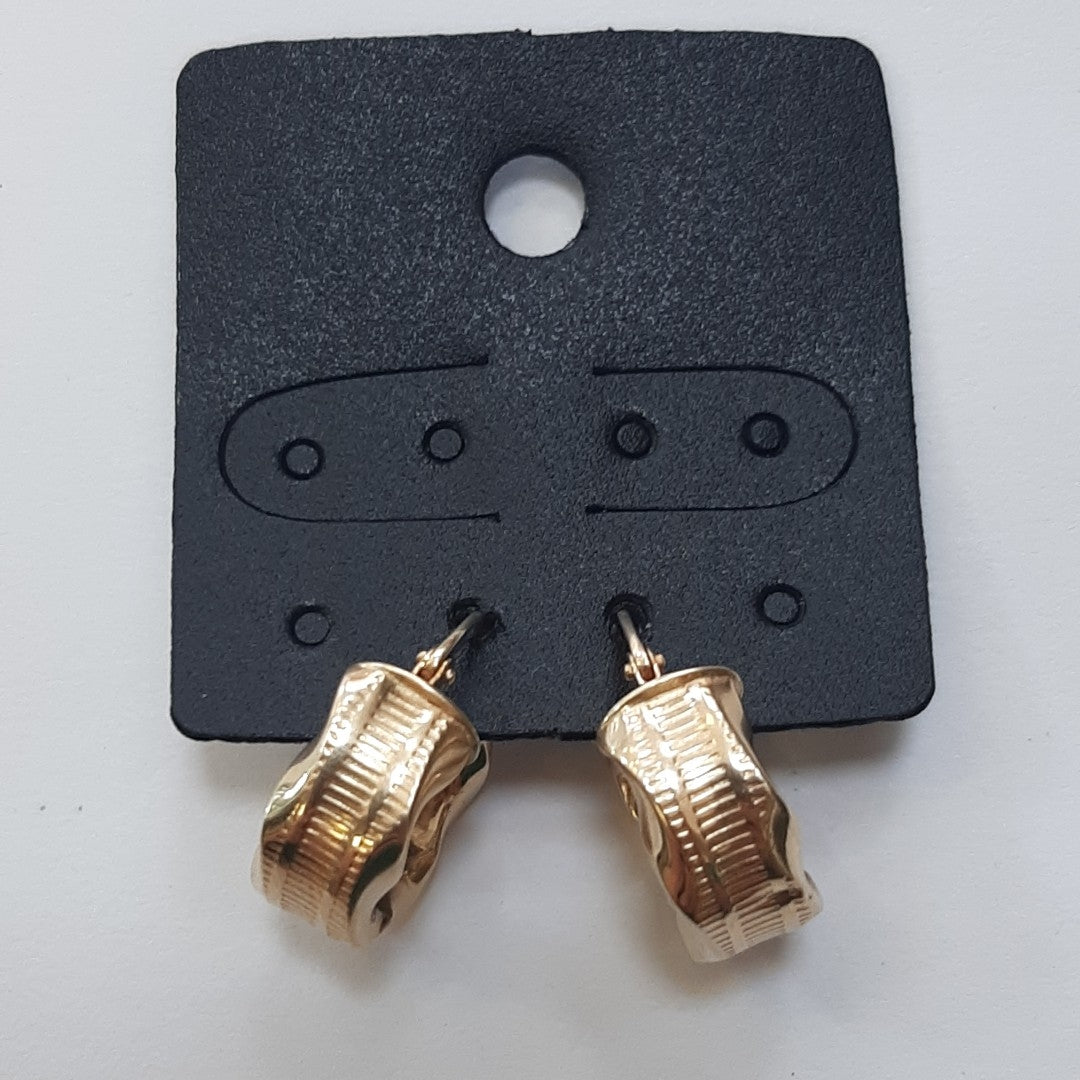 ARRACADAS PAR ORO 14 K 2.8 GRMS (SEMINUEVO)