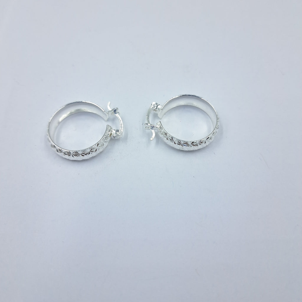 PAR ARRACADAS FACETADAS PLATA .925 3.3 GR (NUEVO)