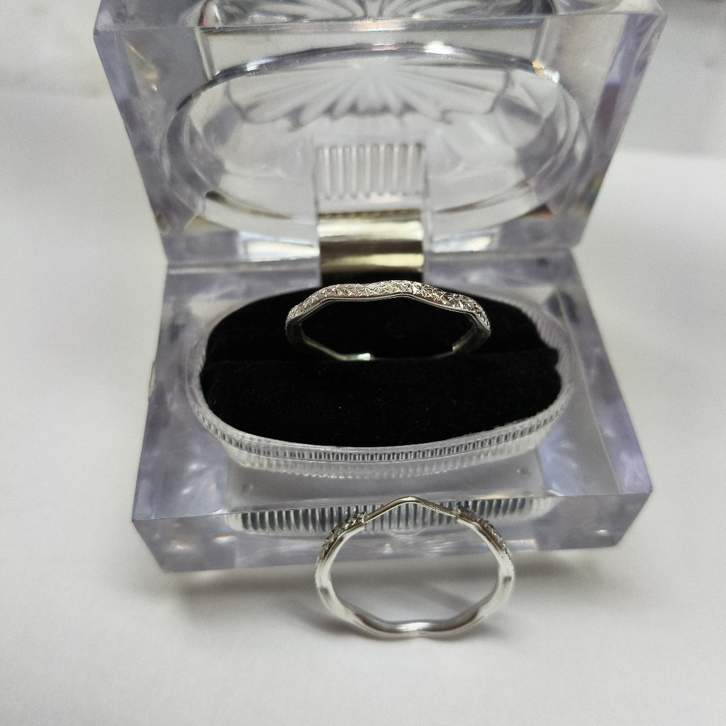 PAR ARRACADAS LABRADAS PLATA .925 2.5 GR (NUEVO)