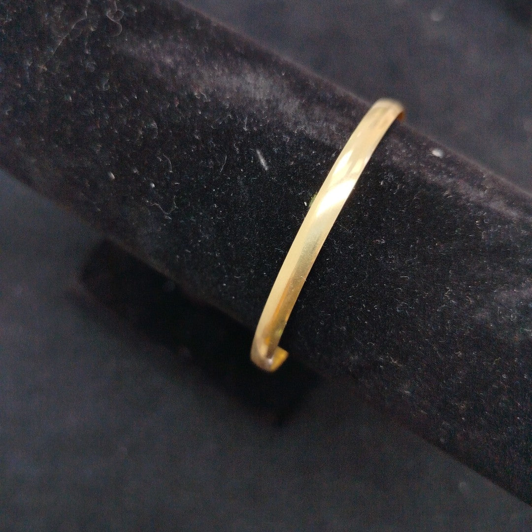 PULSERA RIGIDA ORO 10 K 8,40 GRMS (SEMINUEVO)