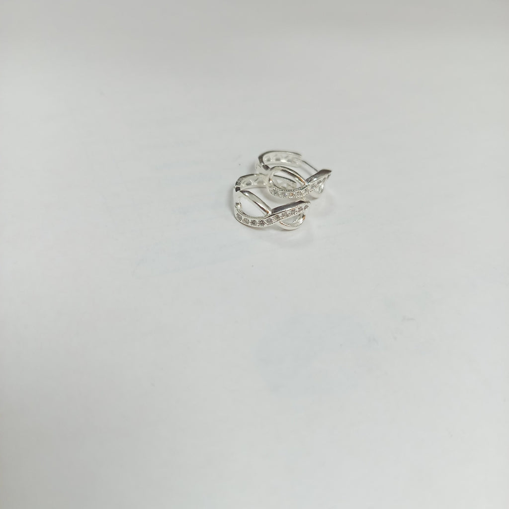 HUGGIES INFINITO CIRCONIAS PLATA .925 2.4 GR (NUEVO)