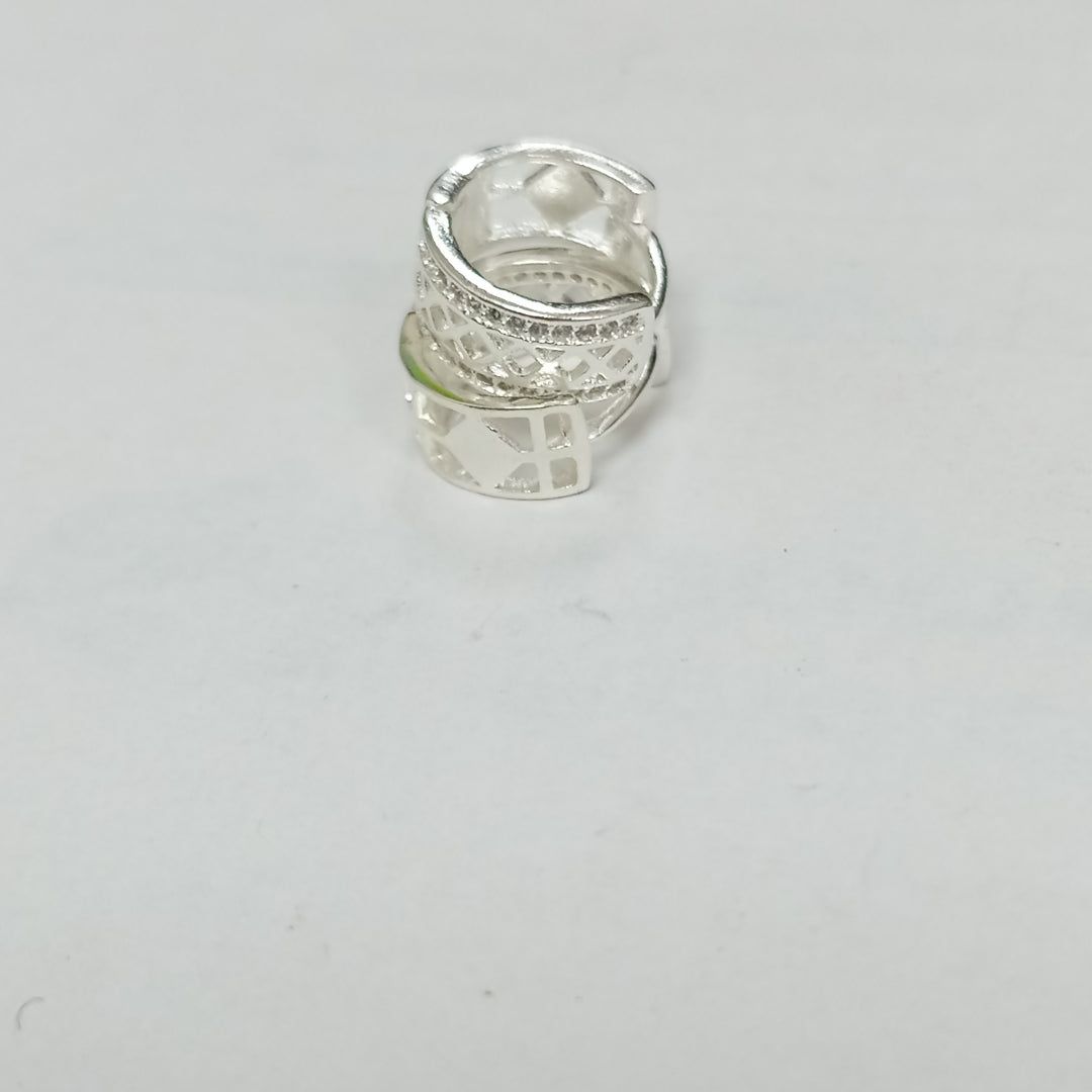 HUGGIES C/CIRCONIAS PLATA .925 2.7 GR (NUEVO)