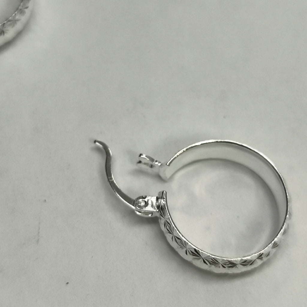 PAR ARRACADAS FACETADAS PLATA .925 3.4 GR (NUEVO)