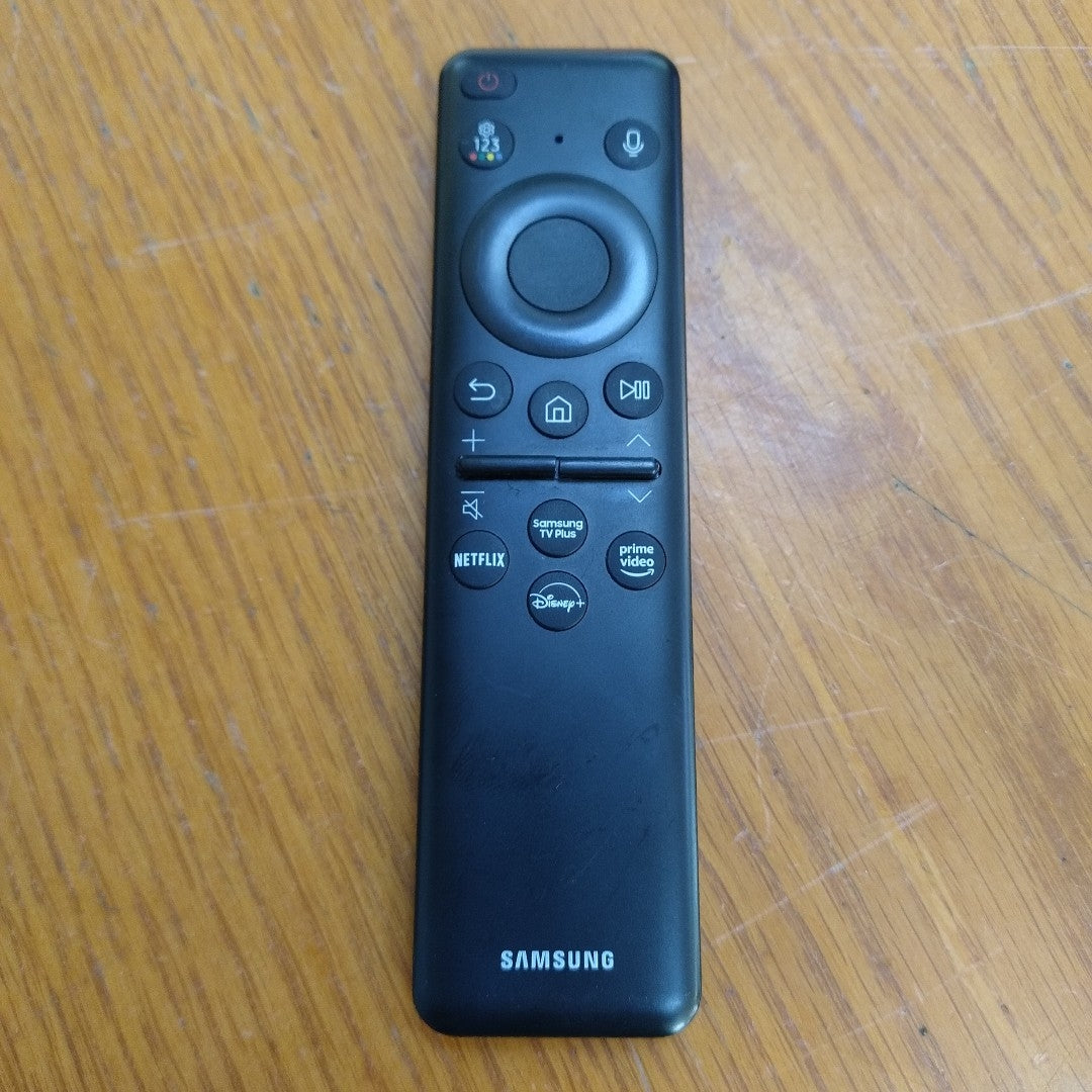 PANTALLA SAMSUNG QN55Q60DAF (2024) 55" QLED 4K (SEMINUEVO)