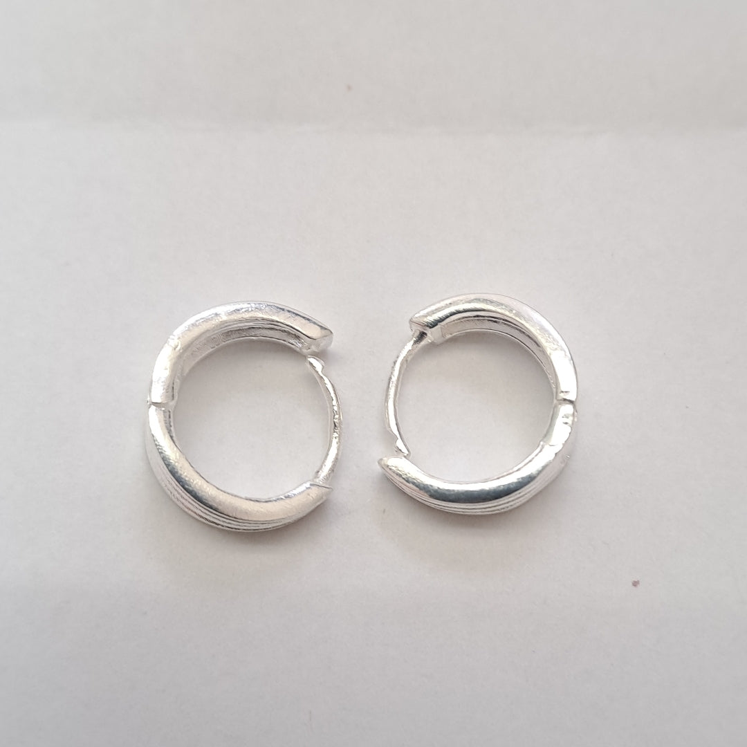 ARRACADAS PLATA .925 2.8 GR (NUEVO)