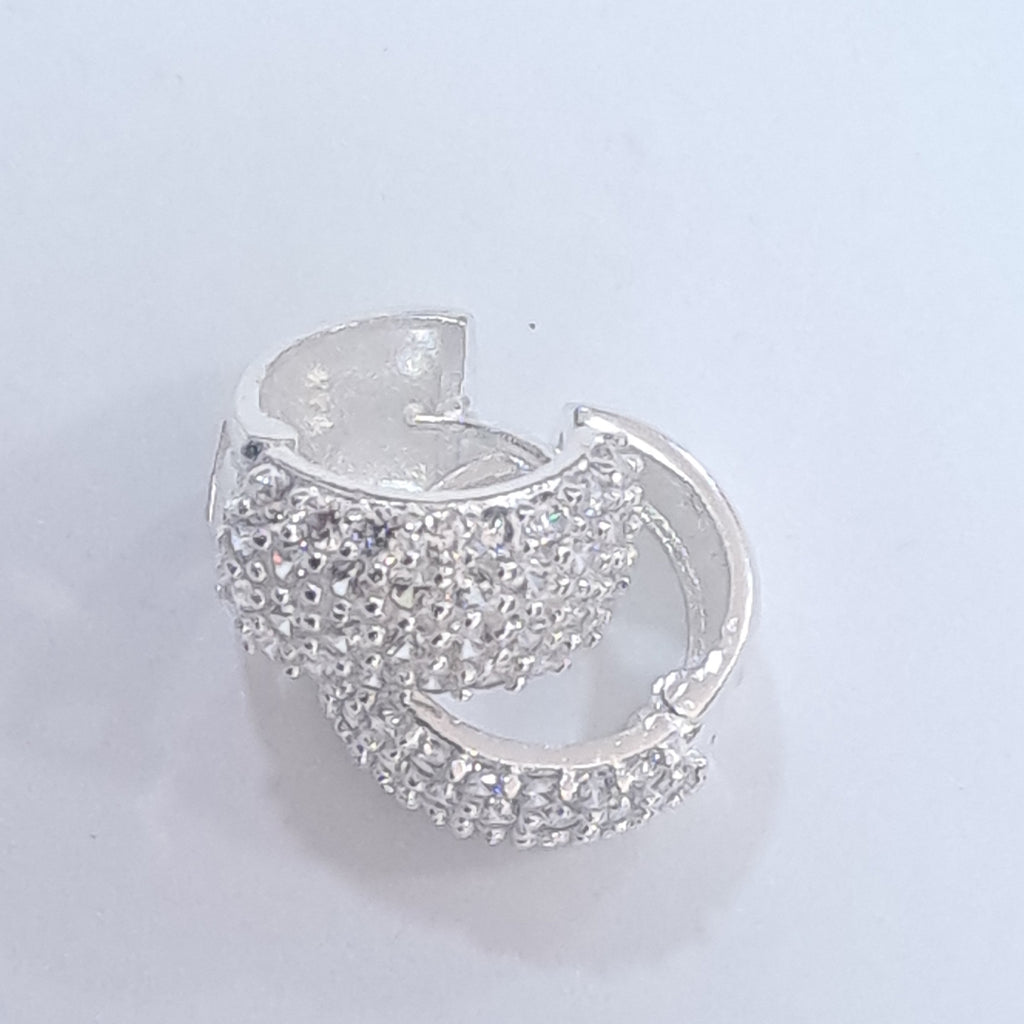 HUGGIES C/CIRCONIAS PLATA .925 5.4 GR (NUEVO)