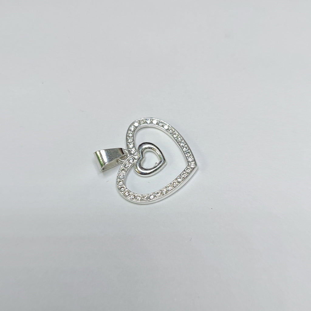 DIJE CORAZON C/CIRCONIAS PLATA .925 2.7 GR (NUEVO)