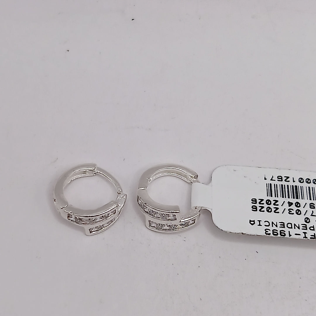 HUGGIES CIRCONIAS PLATA .925 1.9 GR (NUEVO)