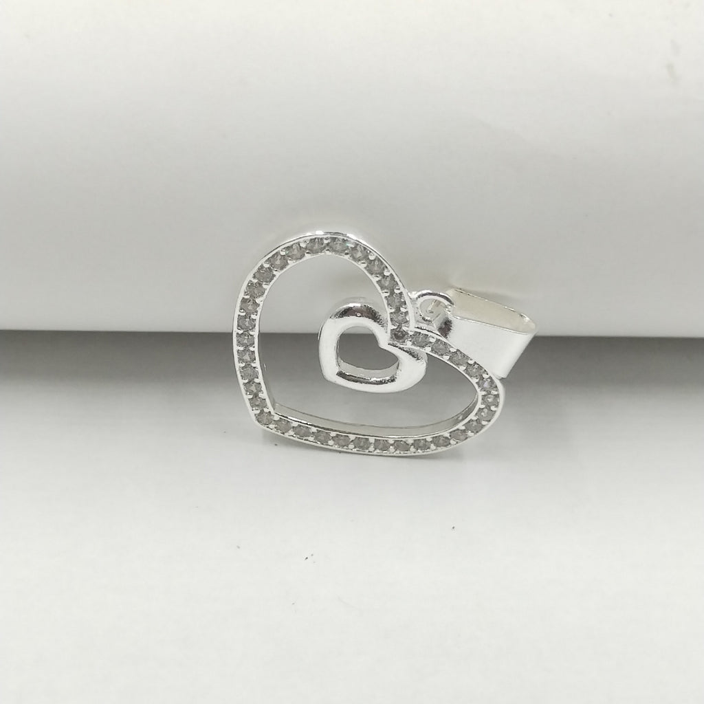 DIJE CORAZON C/CIRCONIAS PLATA .925 2.7 GR (NUEVO)