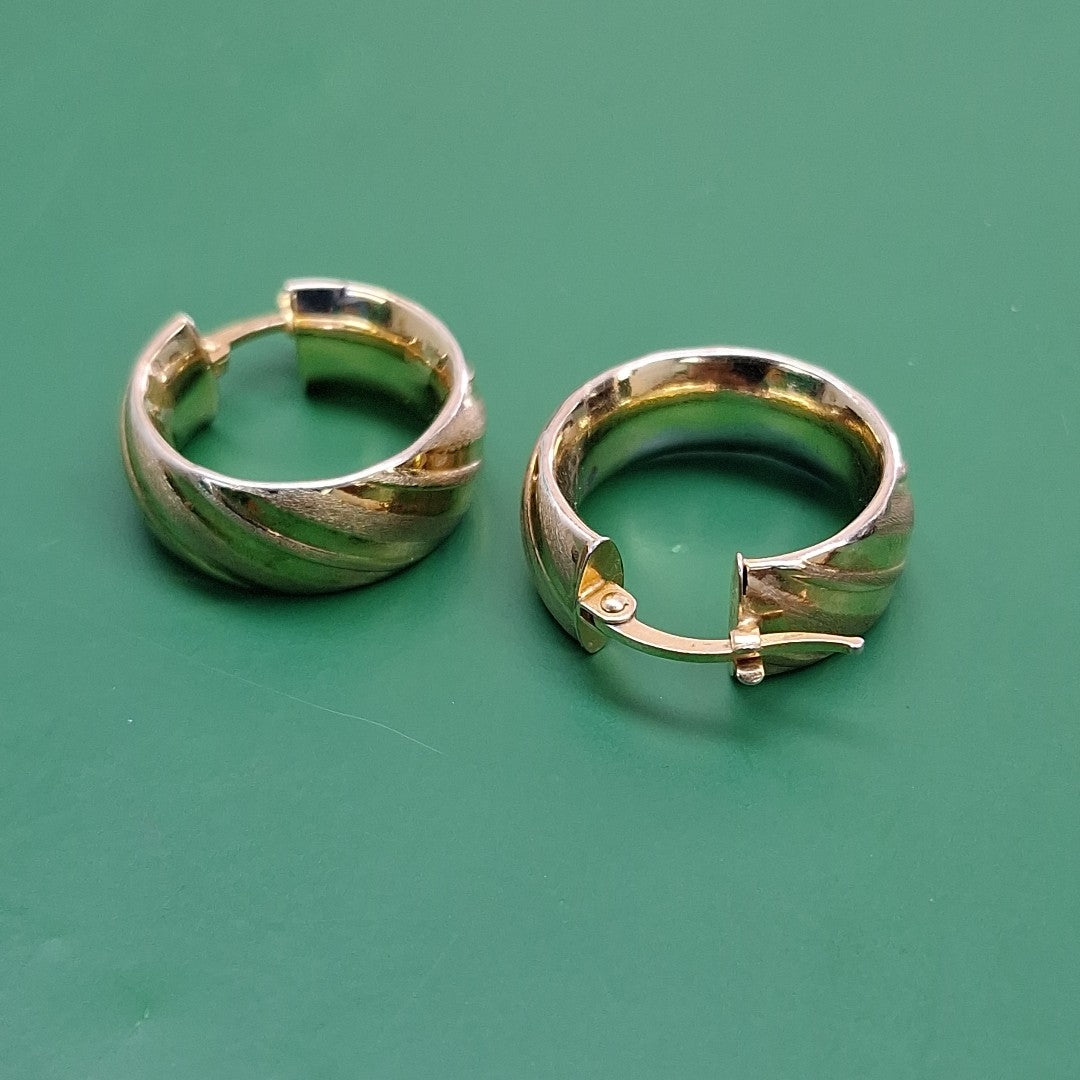 ARRACADAS PAR ORO 14 K 3.5 GRMS (SEMINUEVO)