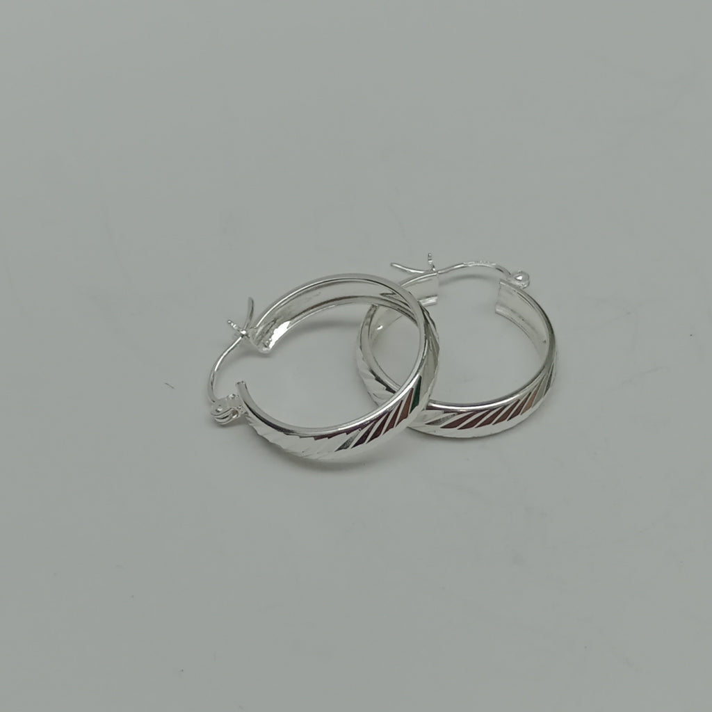 PAR ARRACADAS LABRADAS PLATA .925 2.4 GR (NUEVO)