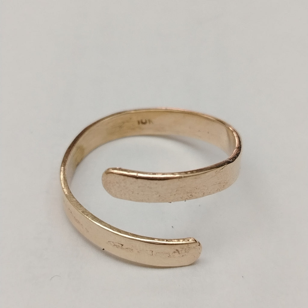 ANILLO ORO 10 K 2,70 GRMS (SEMINUEVO)