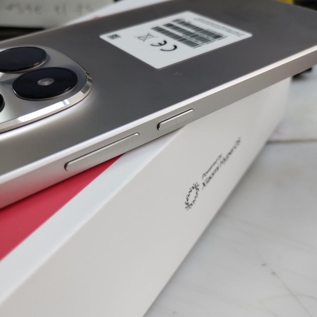CELULAR XIAOMI REDMI NOTE 15 PRO 5G 25080RABDG (2026) 512 GB 8 GB RAM (SEMINUEVO)