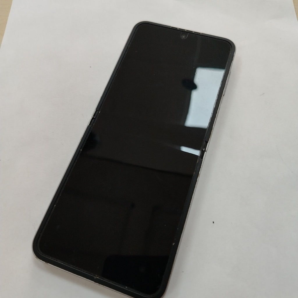 CELULAR SAMSUNG GALAXY Z FLIP6 SM-F741B (2024) 512 GB 12 GB RAM (SEMINUEVO)