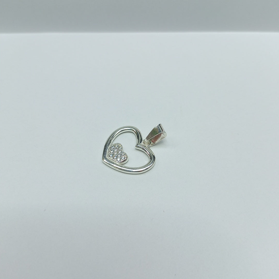 DIJE CORAZON C/CIRCONIAS PLATA .925 2.5 GR (NUEVO)