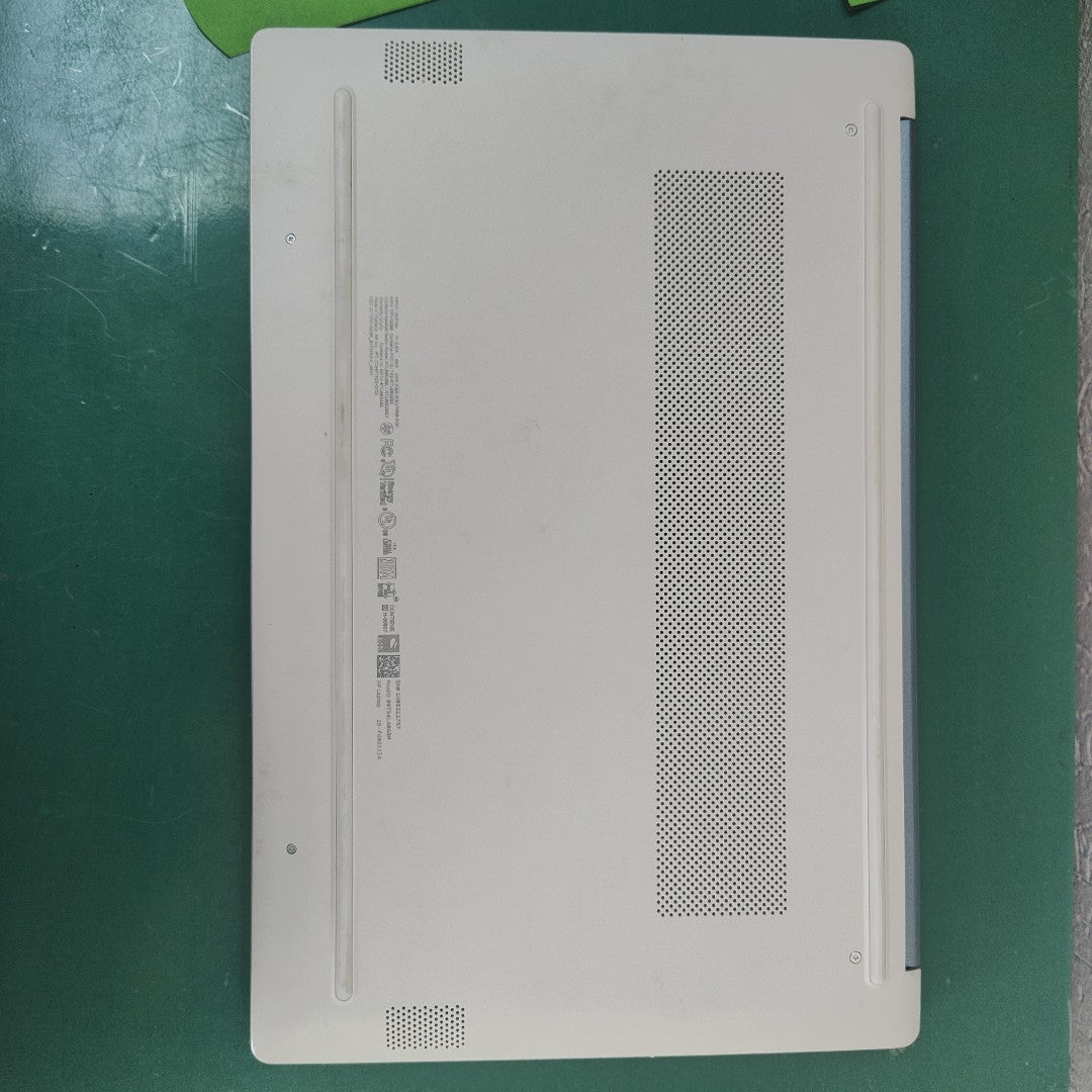 LAPTOP HP 15-FD0211LA (2025) 512 GB SSD 8 GB RAM (SEMINUEVO)