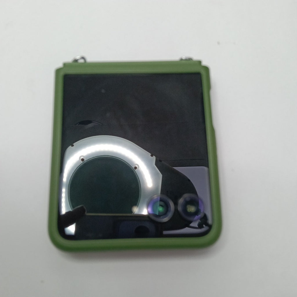 CELULAR MOTOROLA RAZR 50 ULTRA XT2451-3 (2024) 512 GB 12 GB RAM (SEMINUEVO)