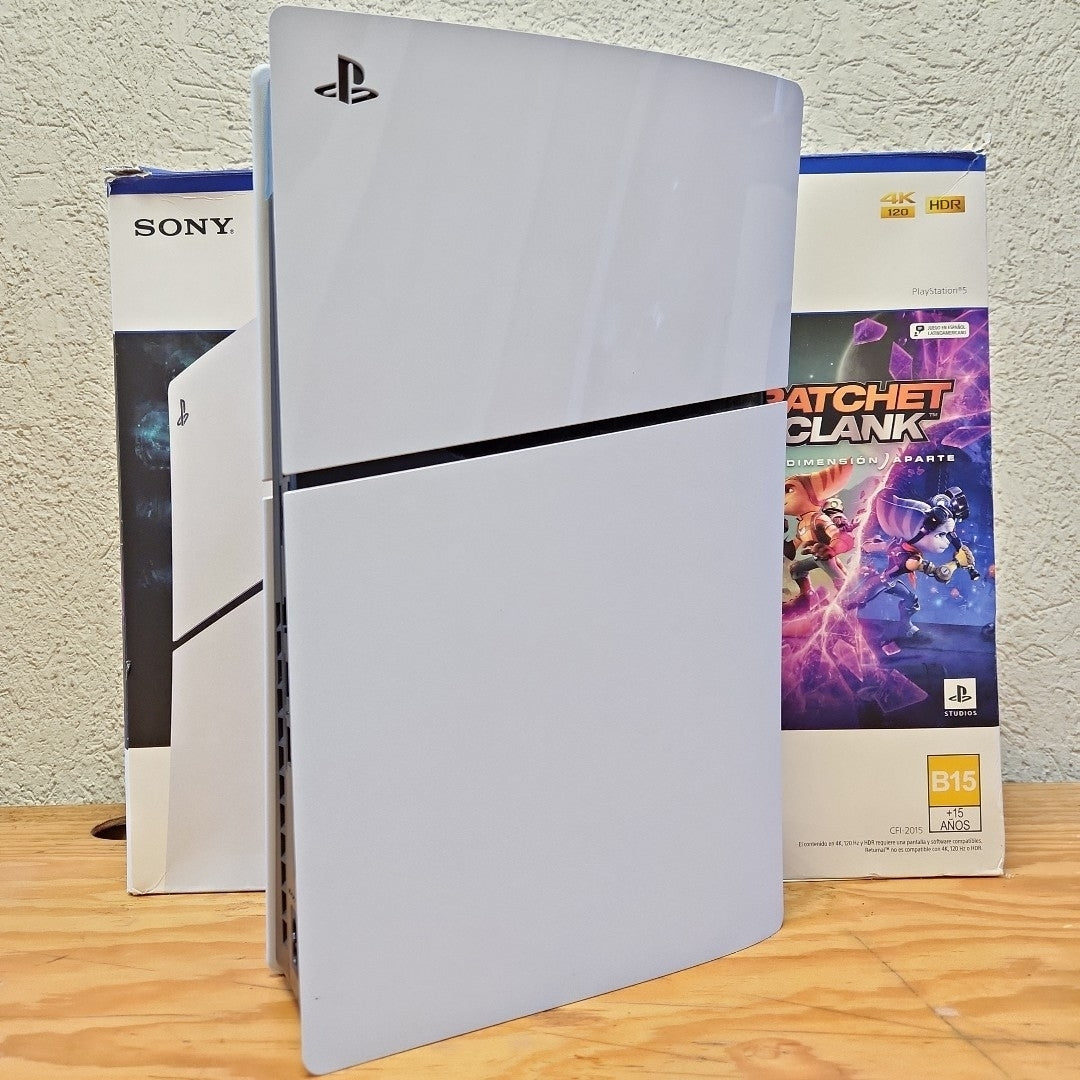 CONSOLA DE VIDEOJUEGO SONY PS5 825 SSD (SEMINUEVO)