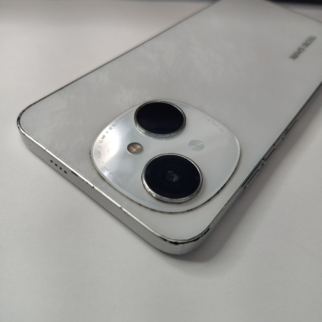 CELULAR OTRAS MARCAS OTROS MODELOS 128 GB 4 GB RAM (SEMINUEVO)