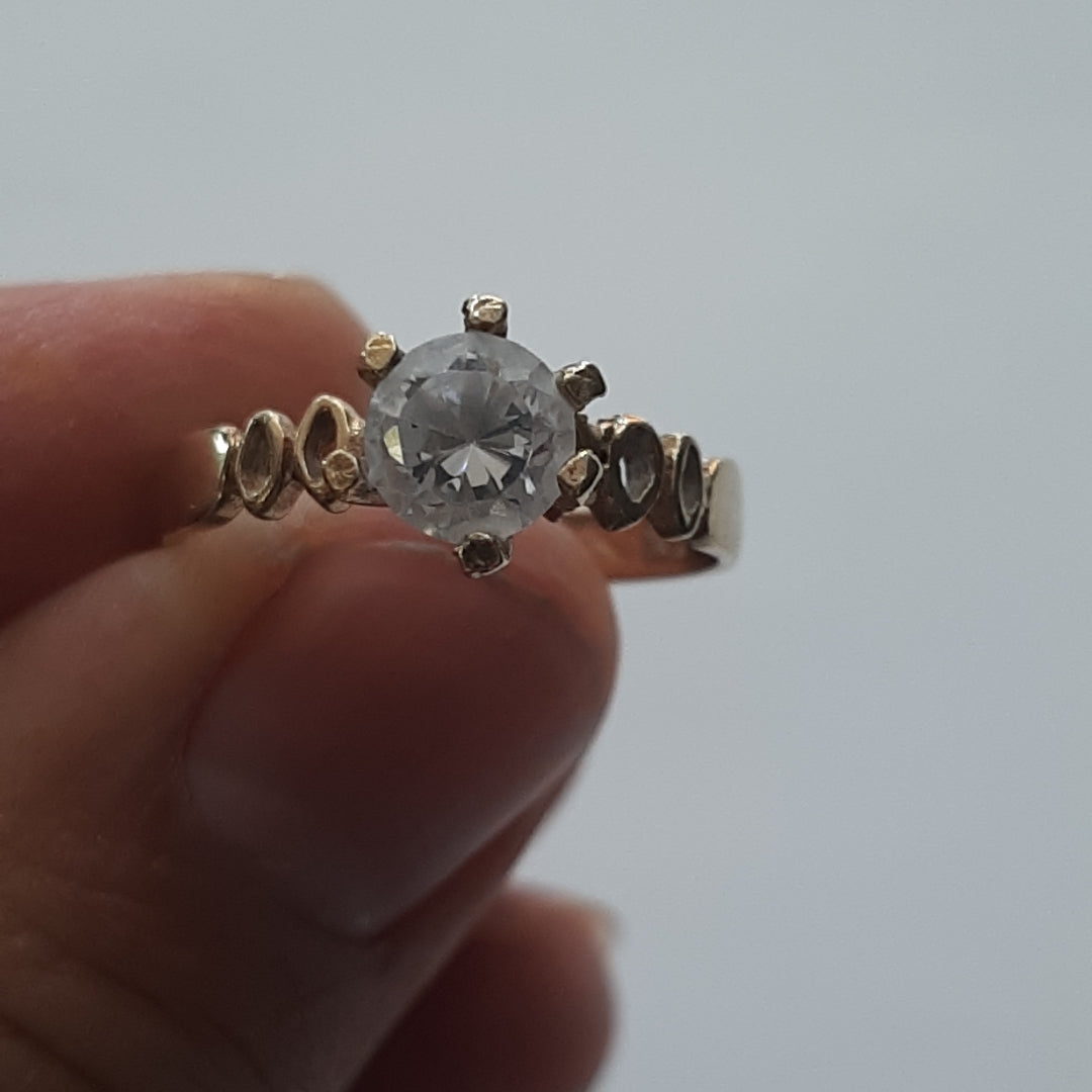 ANILLITO ORO 10 K 2,30 GRMS (SEMINUEVO)