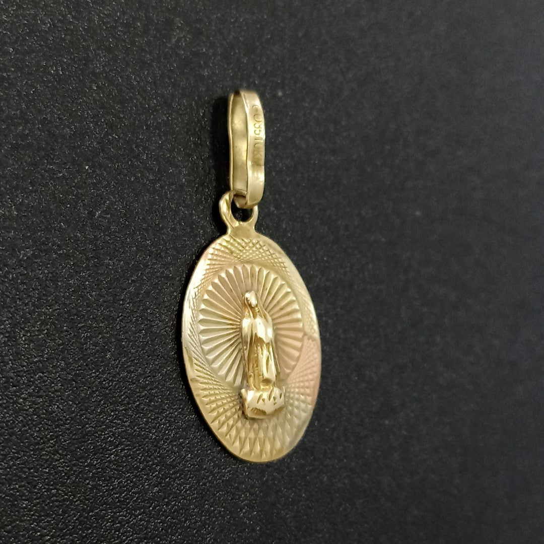 DIJE ORO 10 K 0.9 GRMS (SEMINUEVO)