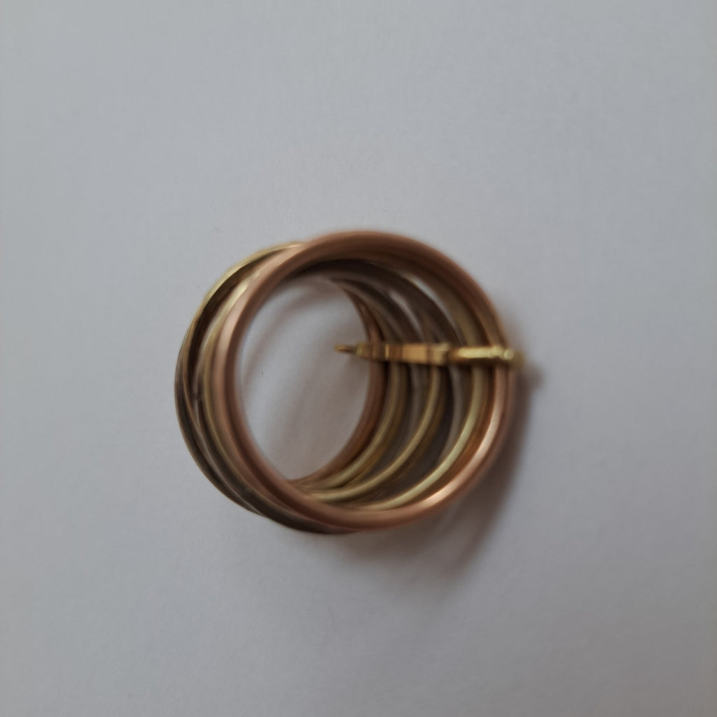 ANILLITO ORO 10 K 4.8 GRMS (SEMINUEVO)