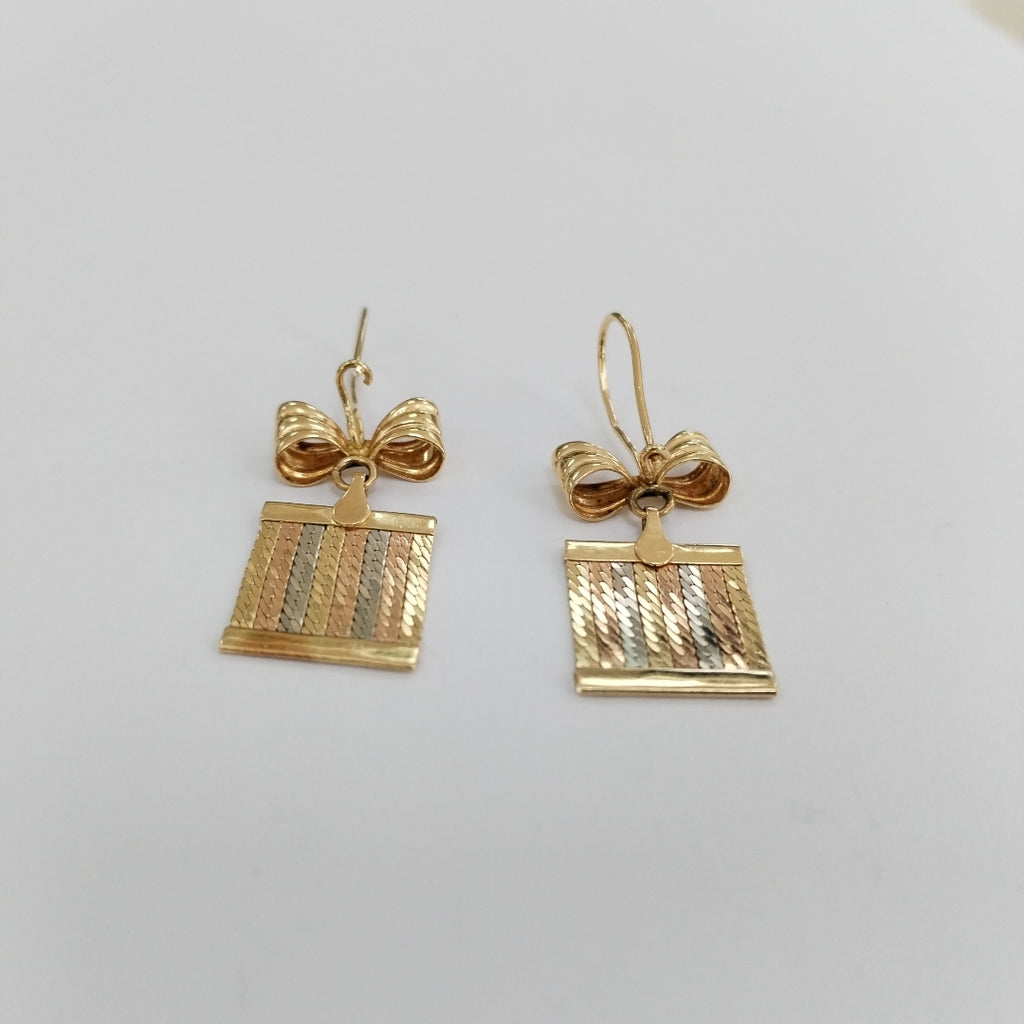 ARETES PAR ORO 14 K 3.9 GRMS (SEMINUEVO)