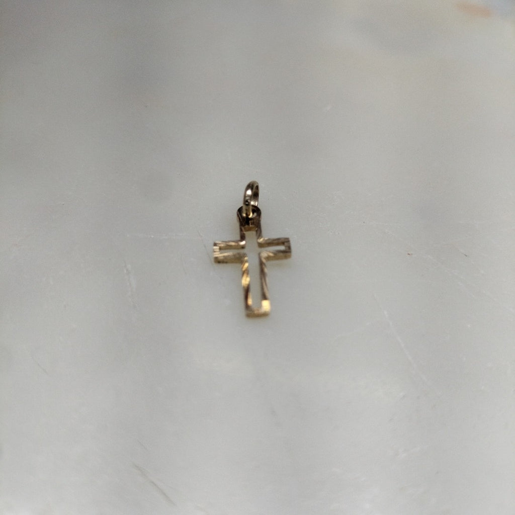 DIJE ORO 14 K 0.6 GRMS (SEMINUEVO)