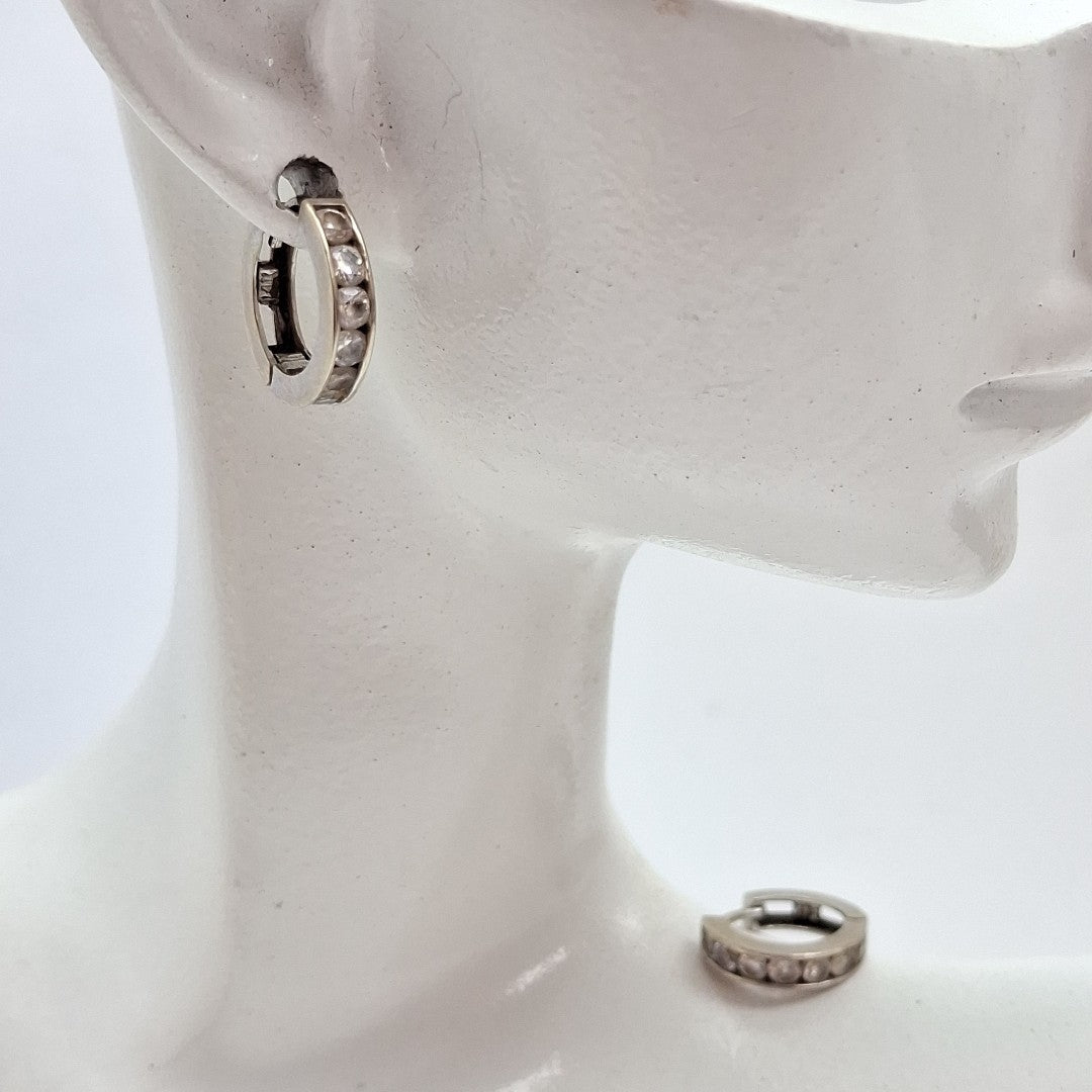 ARETES PAR ORO 14 K 2.6 GRMS (SEMINUEVO)