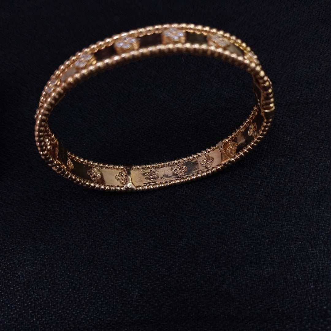 PULSERA RIGIDA ORO 8 K 37.7 GRMS (SEMINUEVO)