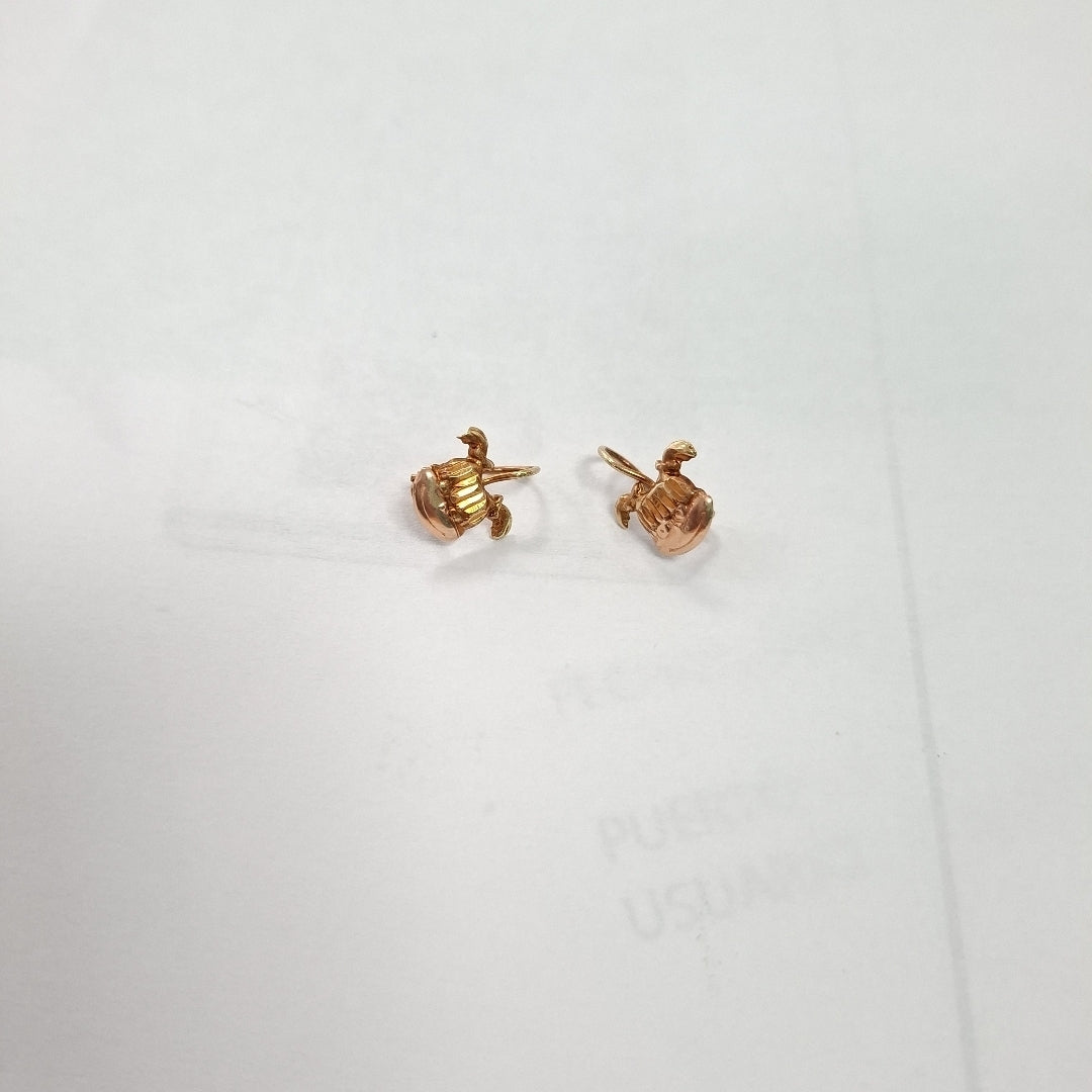 ARETES PAR ORO 14 K 0.9 GRMS (SEMINUEVO)