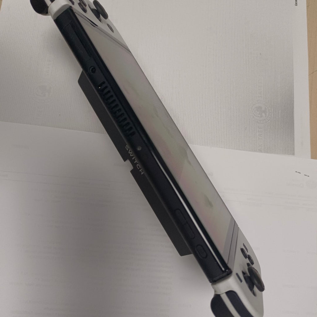 CONSOLA DE VIDEOJUEGO NINTENDO SWITCH OLED 64 GB (SEMINUEVO)