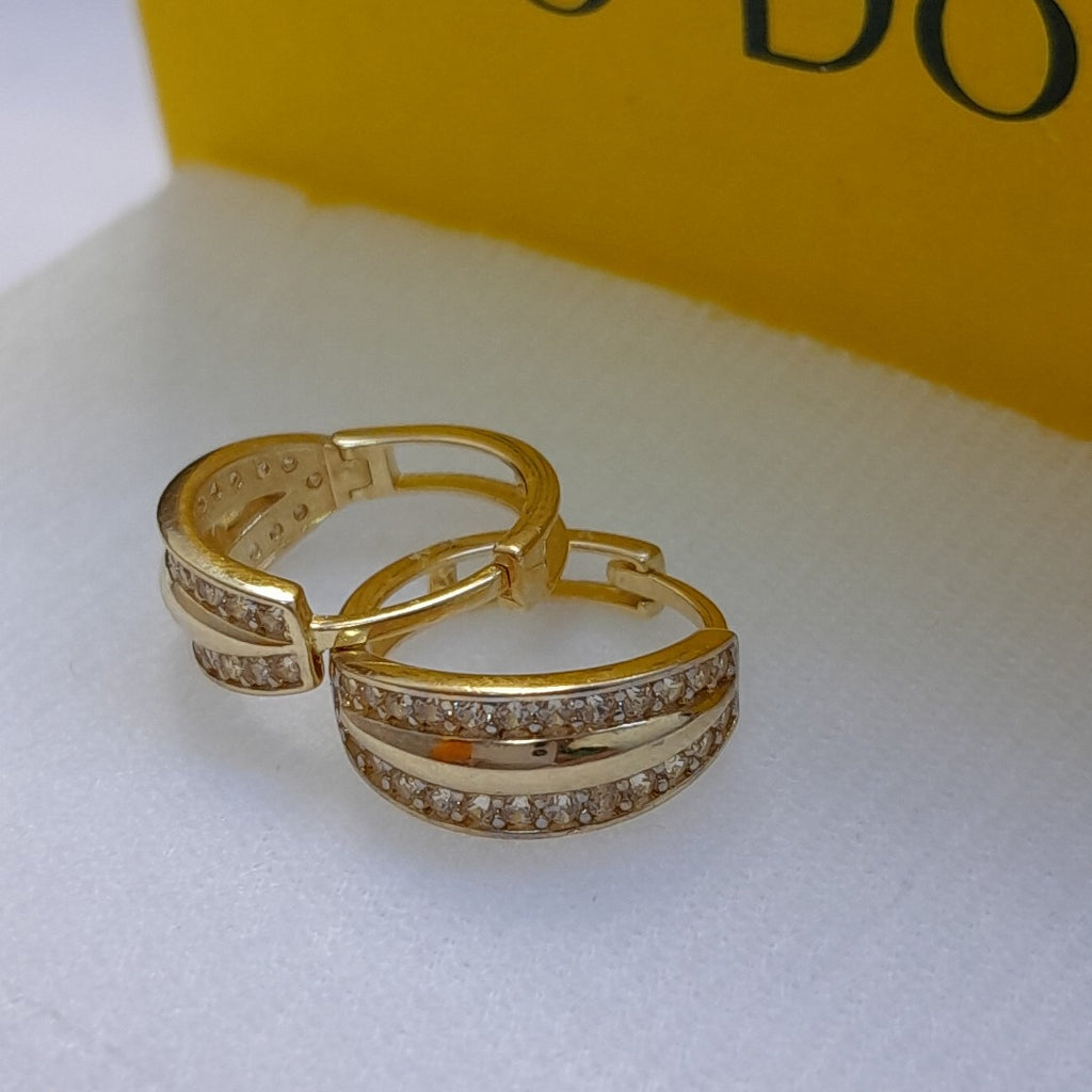 HUGGIES ORO 14K 2.9 (NUEVO)