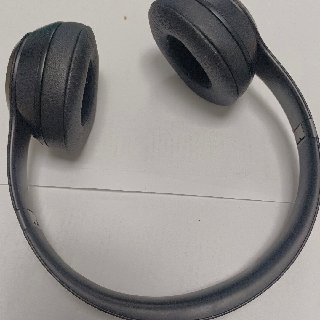 AUDIFONOS BEATS SOLO 3 INALAMBRICO ON EAR (SEMINUEVO)