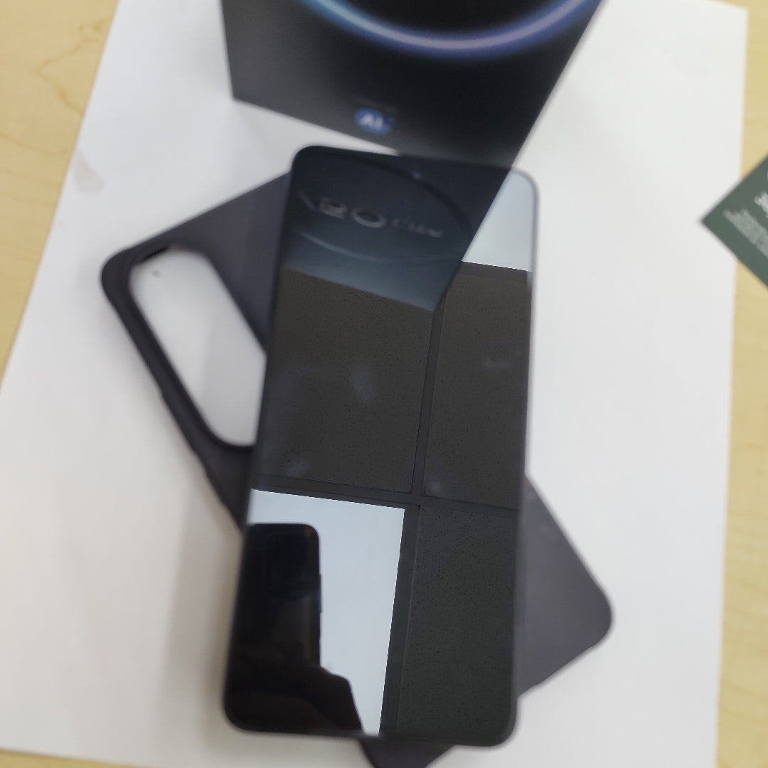 CELULAR VIVO V50 LITE V2441 (2025) 256 GB 8 GB RAM (SEMINUEVO)