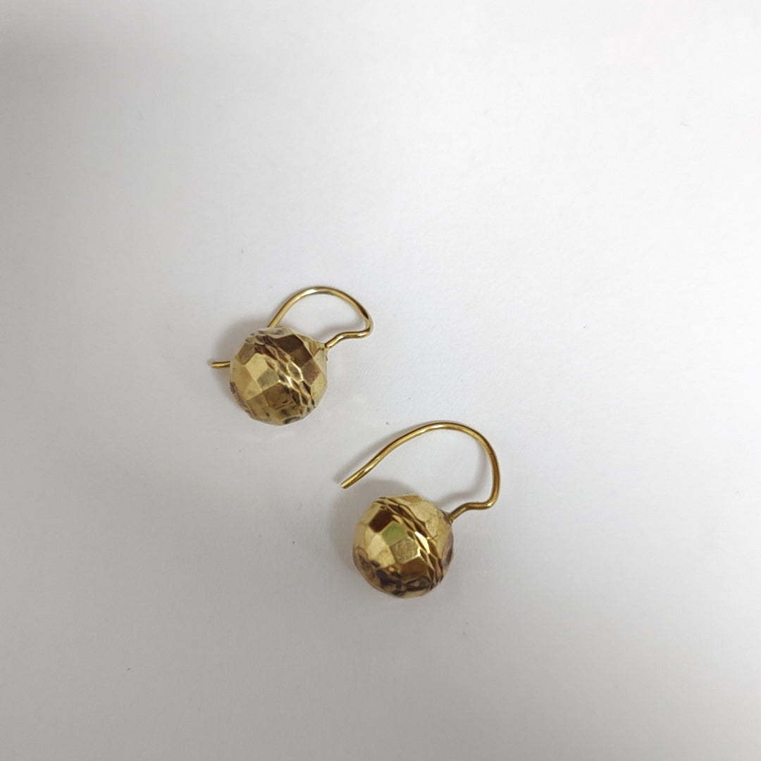 ARETES PAR ORO 18 K 3.7 GRMS (SEMINUEVO)