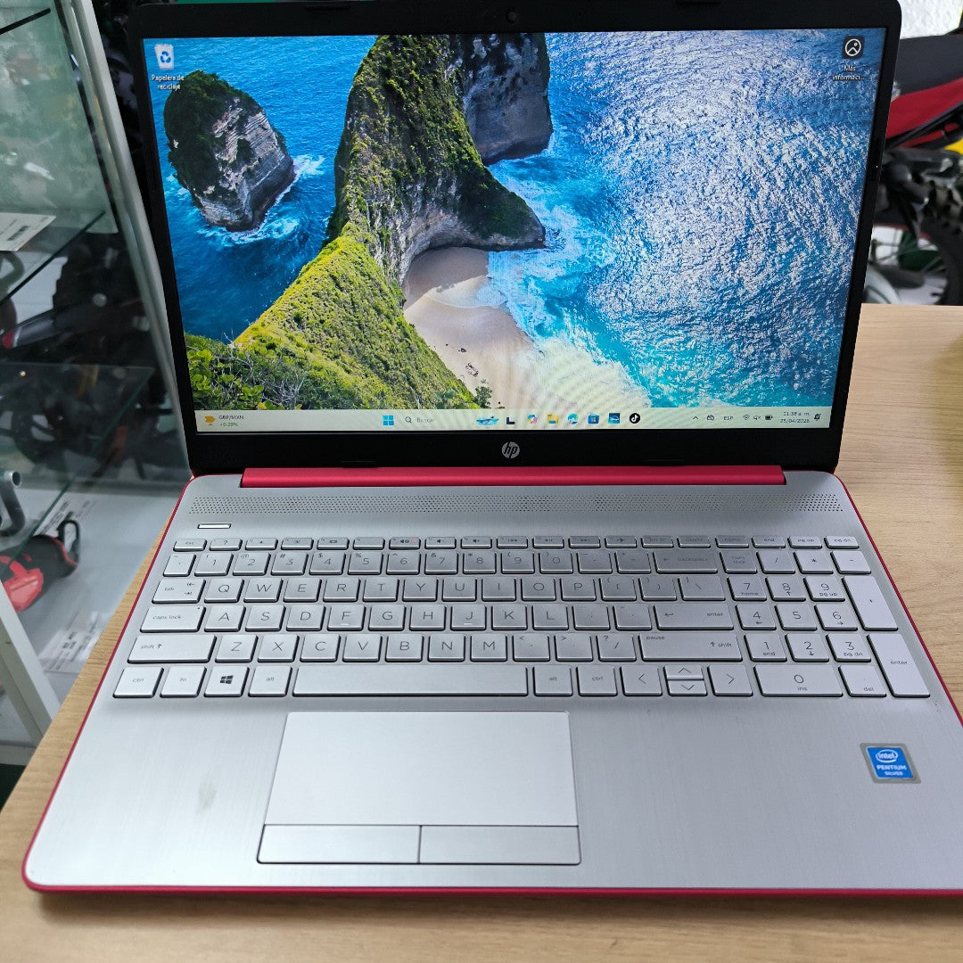 LAPTOP HP 15-DW0083WM (2022) 128 GB SSD 4 GB RAM (SEMINUEVO)