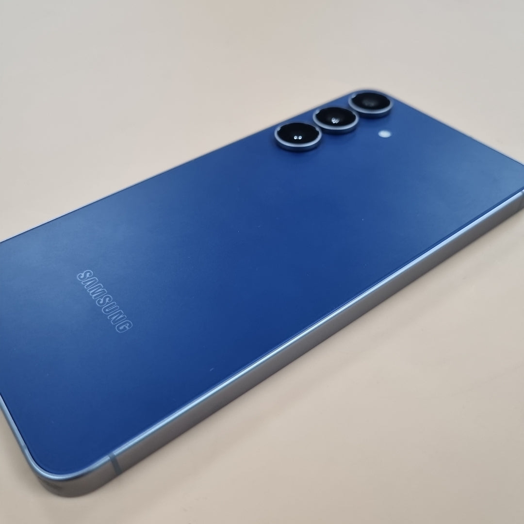 CELULAR SAMSUNG GALAXY S25 FE SM-S731B (2025) 128 GB 8 GB RAM (SEMINUEVO)