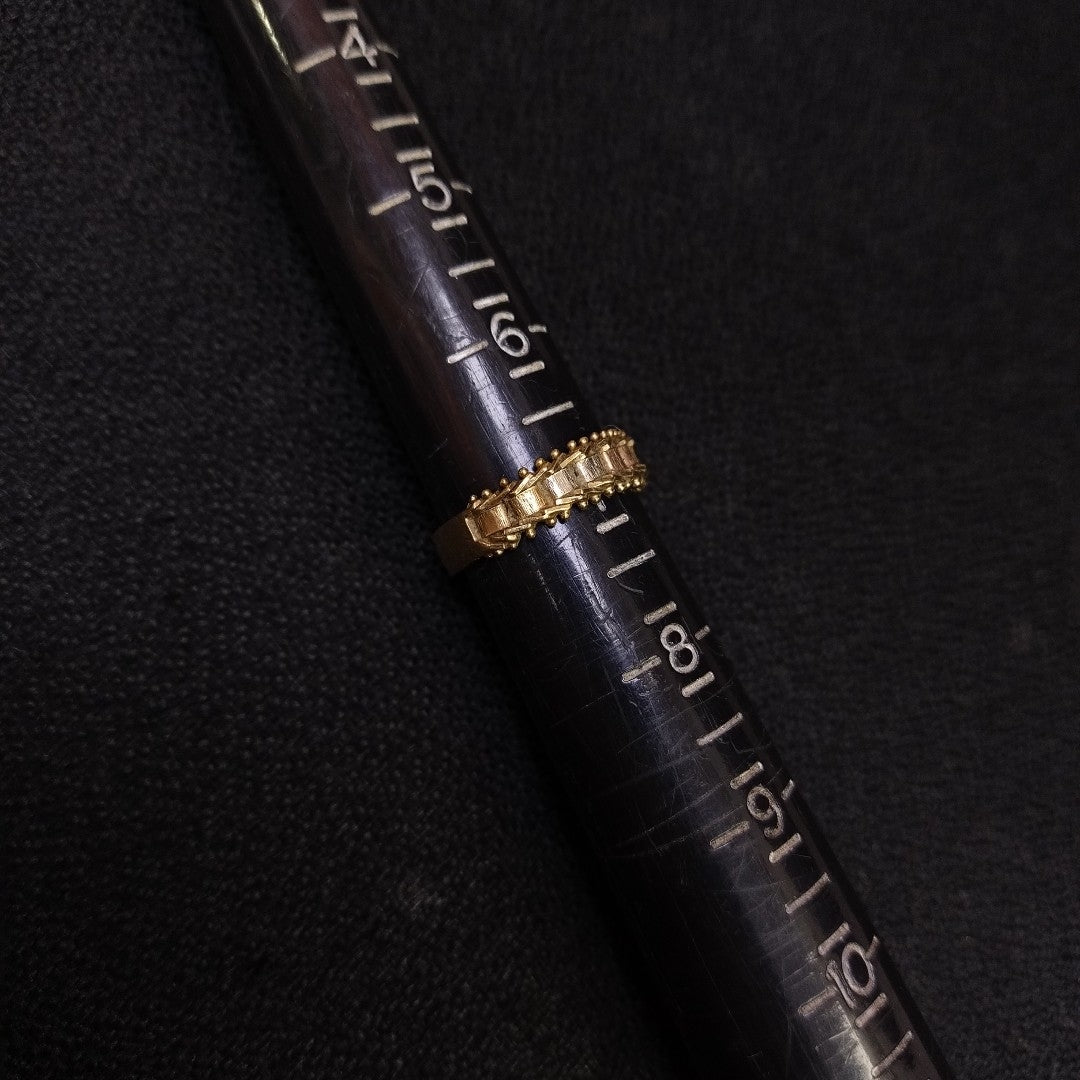 ANILLO ORO COMBINADO 10 K 3.3 GRMS (SEMINUEVO)