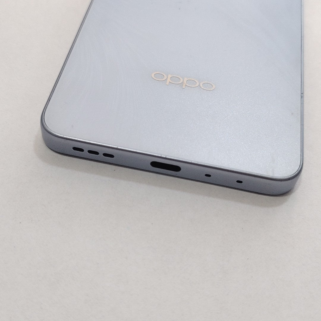 CELULAR OPPO  A5 PRO CPH2711 (2025) 256 GB 8 GB RAM