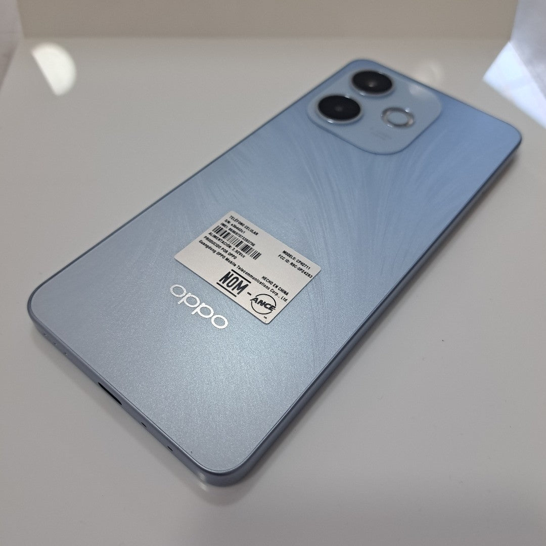 CELULAR OPPO  A5 PRO CPH2711 (2025) 256 GB 8 GB RAM