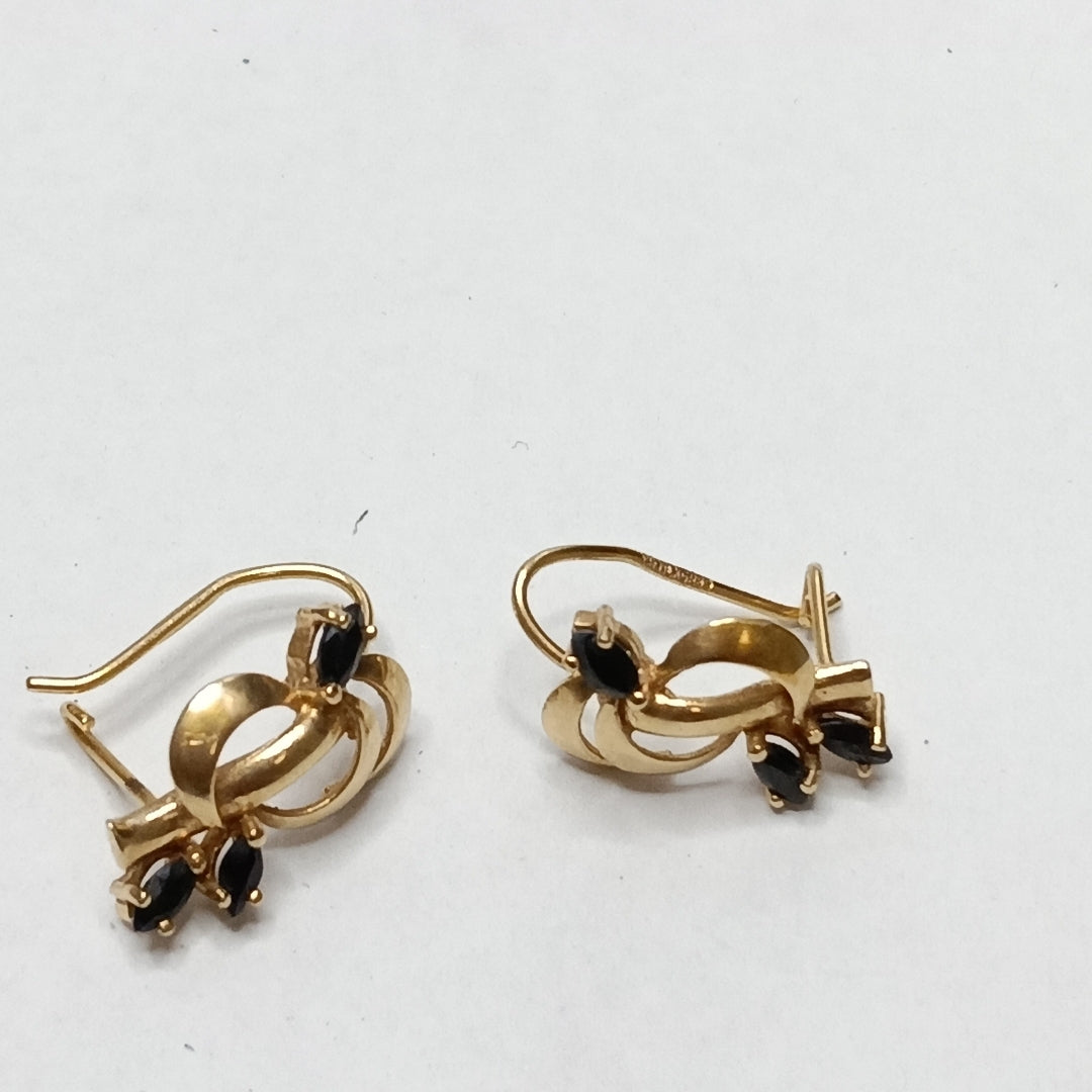 ARETES PAR ORO 14 K 2.6 GRMS (SEMINUEVO)