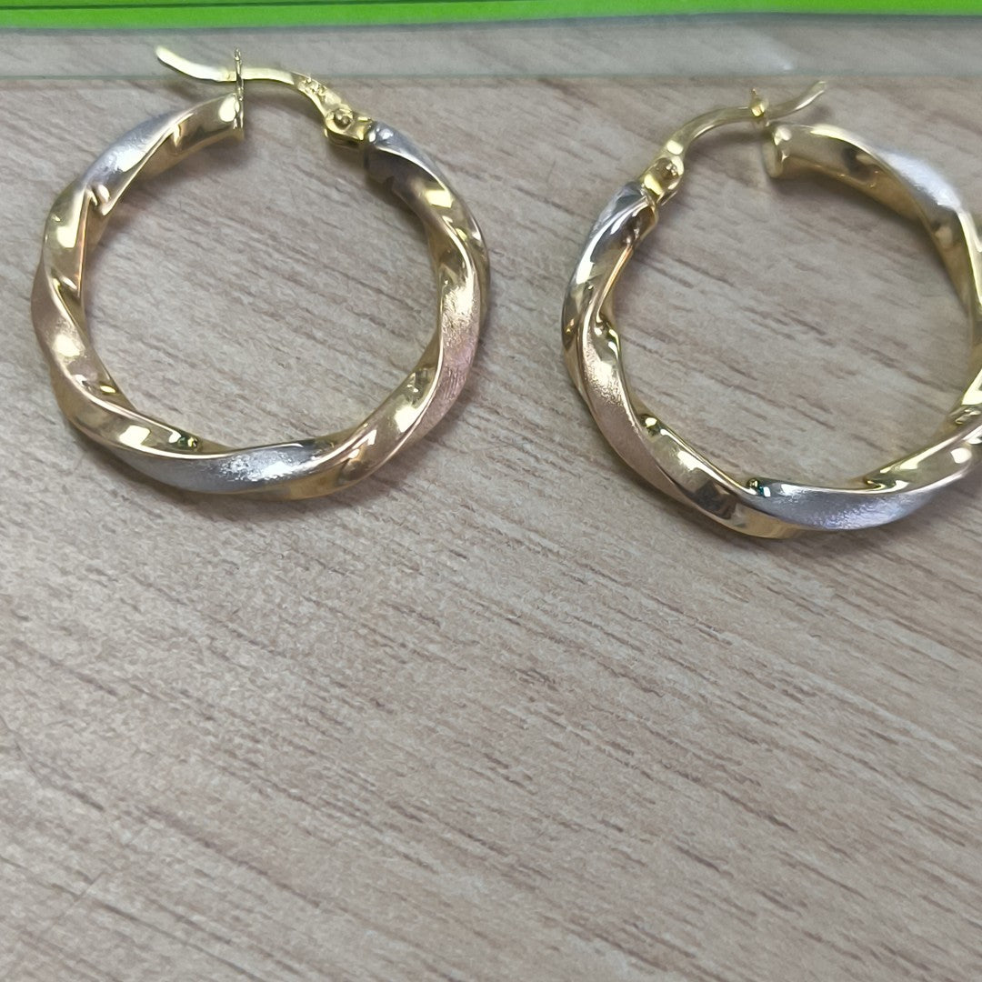 ARRACADAS PAR ORO 14 K 3.4 GRMS (SEMINUEVO)