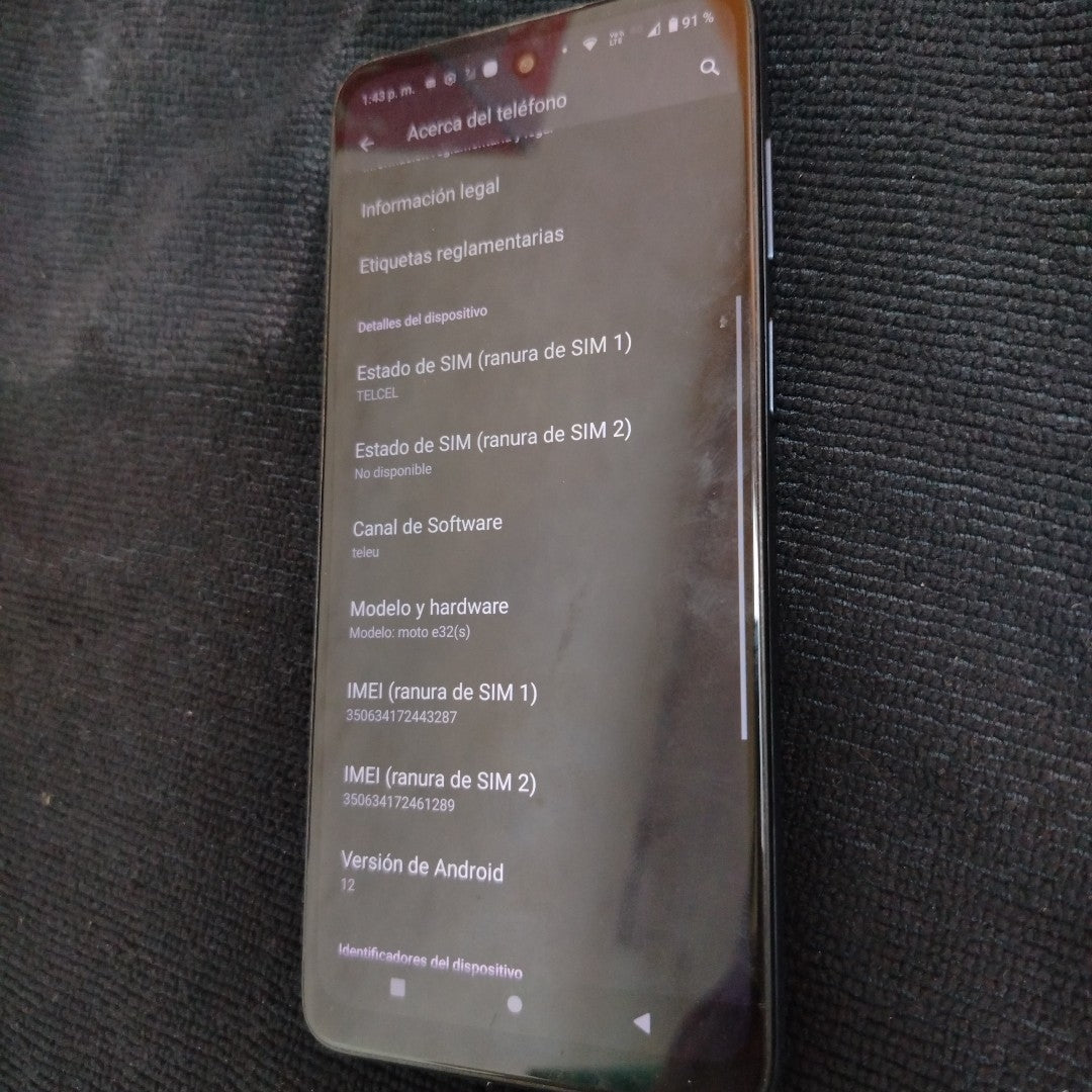 CELULAR MOTOROLA MOTO E32S XT2229-2 64 GB 4 GB RAM (SEMINUEVO)