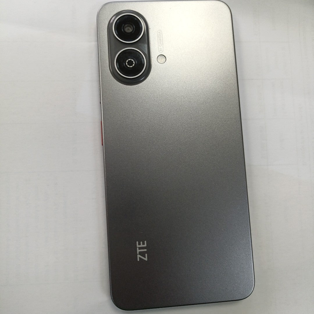 CELULAR ZTE BLADE A35E Z2466 (2024) 64 GB 2 GB RAM (SEMINUEVO)