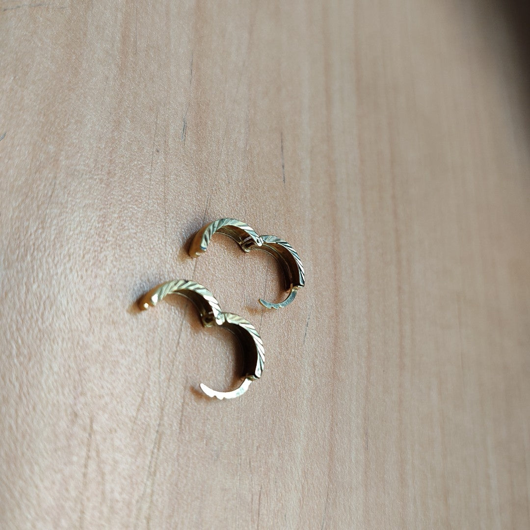 ARRACADAS PAR ORO 14 K 2 GRMS (SEMINUEVO)