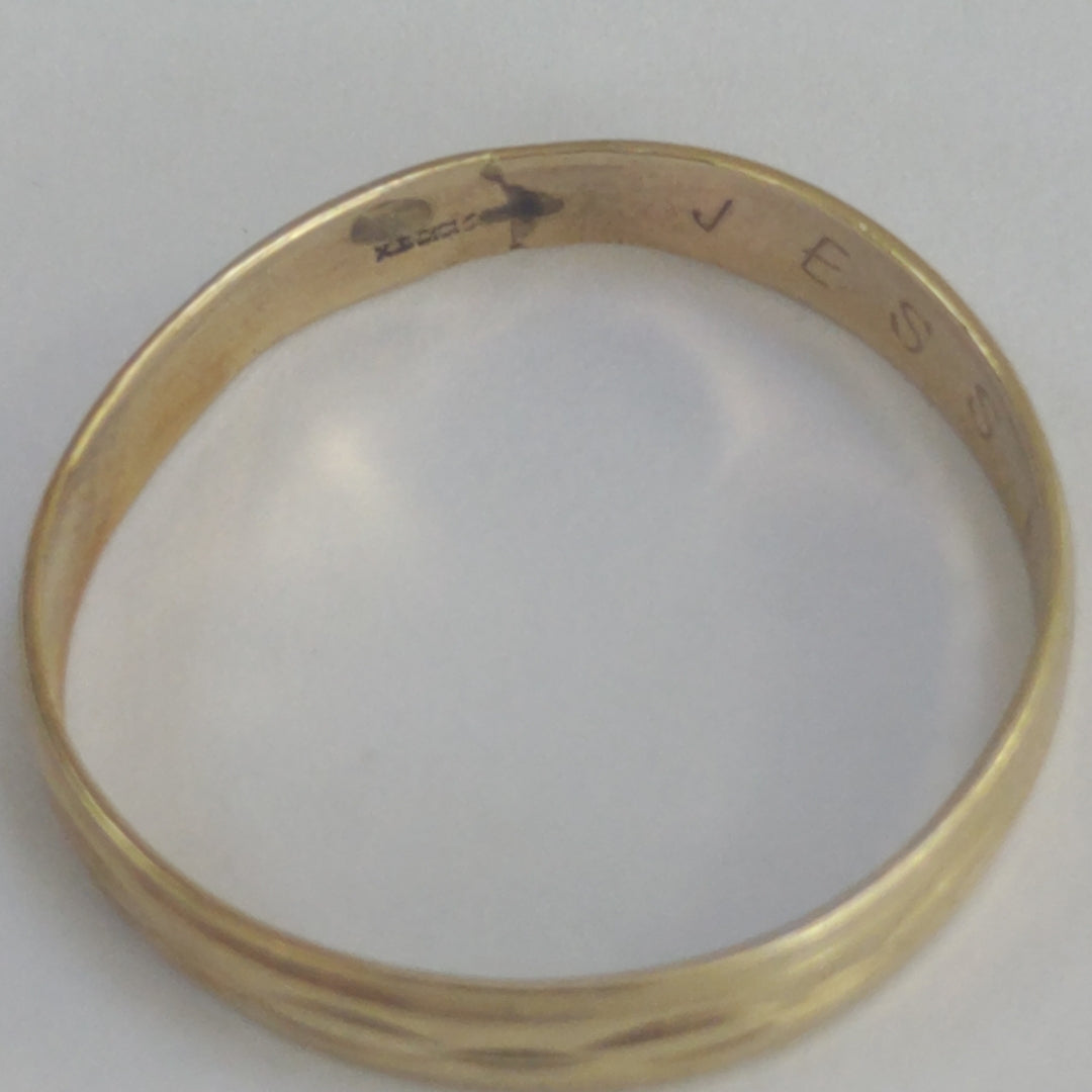 ANILLO ORO 10 K 1.7 GRMS (SEMINUEVO)